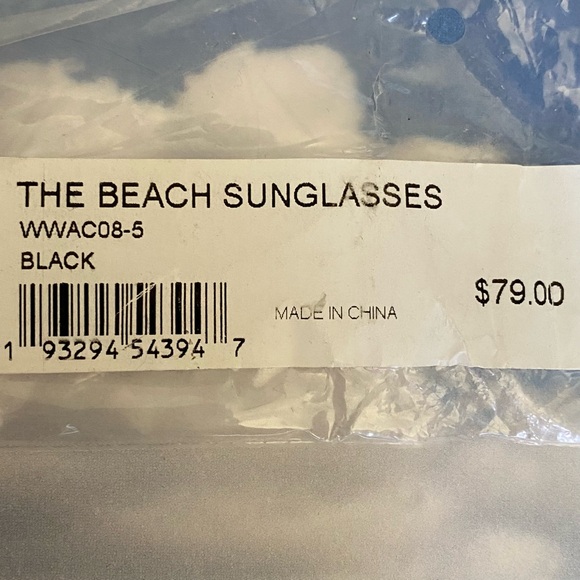 😎HOST PICK😎 NWT WeWoreWhat The Beach Sunglasses - Picture 7 of 11